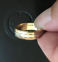 Stunning 3-tone 10K gold ring. 4.2 gms. Size 6. $250 firm.