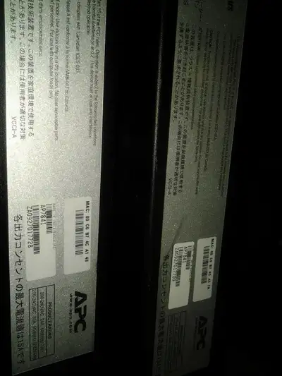 APC AP7968 (and its variant AP7968B) is a Switched Rack Power Distribution Unit PDU 14 KVA !! 200+ a...