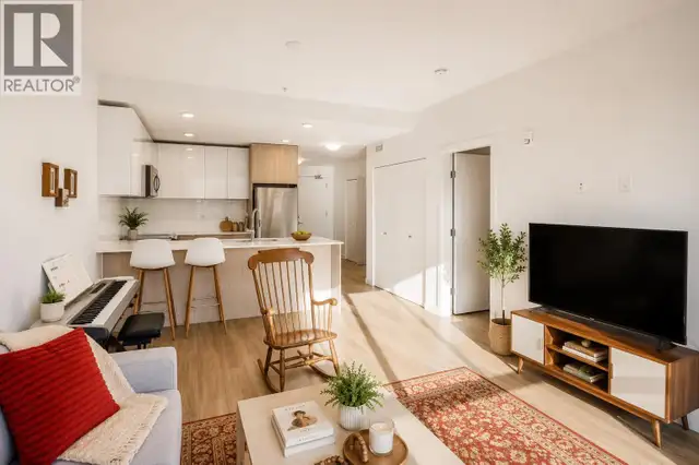 Bright 2022-Built 1 Bed + Den - Downtown PoCo in Condos for Sale in Vancouver - Image 4