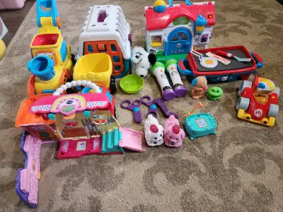EXCELLENT CONDITION TODDLER TOYS. COMES FROM A CLEAN, SMOKE FREE HOME.