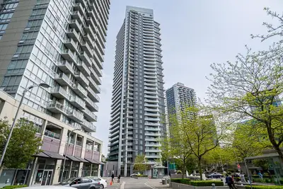 ️ 1 Bed + Den - Park Boulevard by Concord Pacific | Steps to King George SkyTrain ⸻ Available: Augus...
