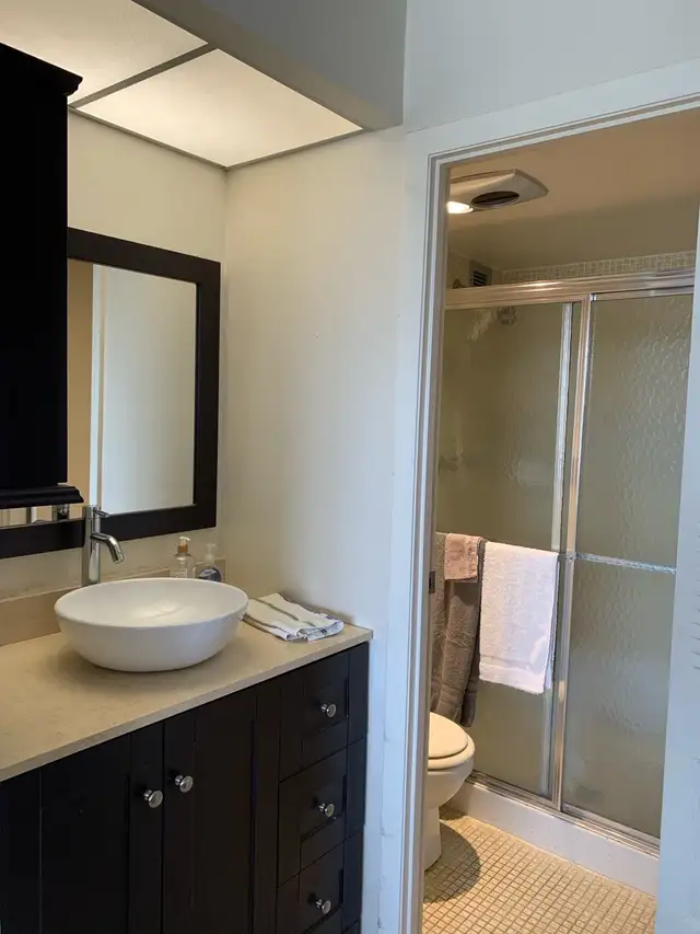 Furnished 2BD/2BTH condo in Lauderhill FL available to rent. in Florida in Canada - Image 9