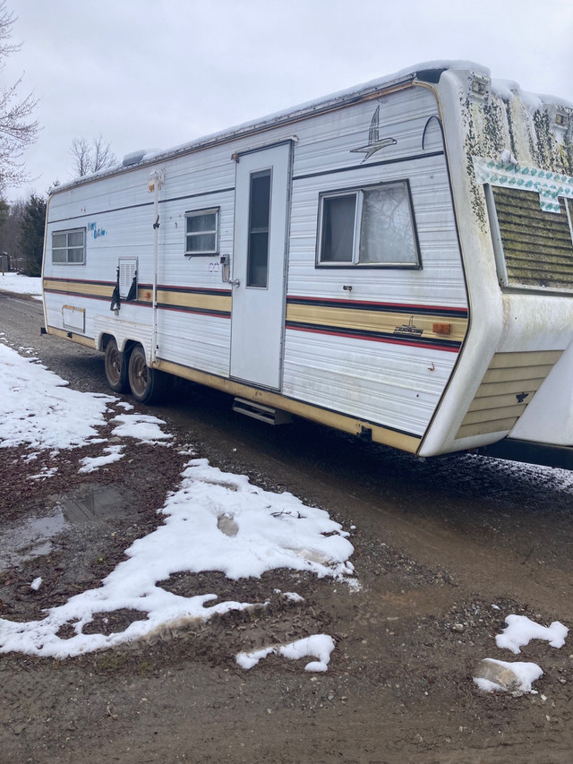 10 camper trailers 14’-38’ live office bunkie farm storage unit  in Park Models in Barrie