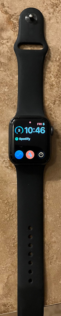 Apple Watch 6, 40mm, with GPS