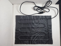 Heating Mat 6" x 8" USB black brand new / tapis chauffant noir