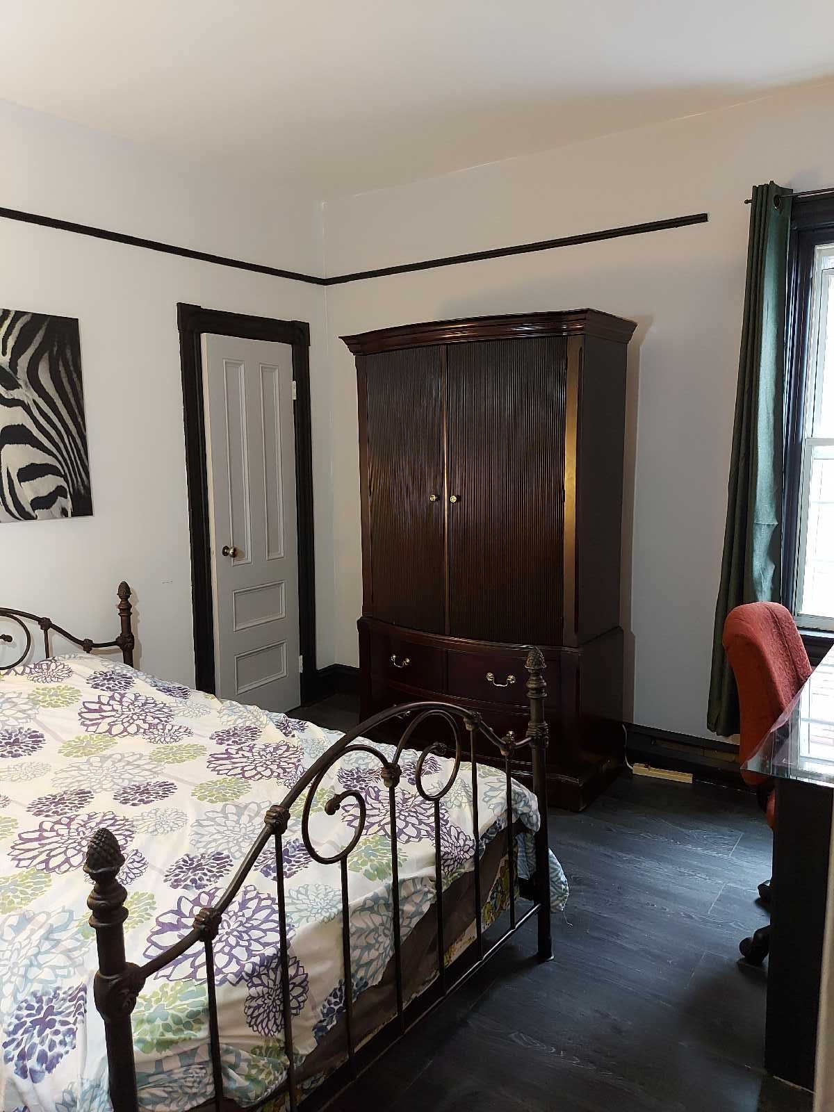 chambre meublée dans  un 6 1/2 — photo 1