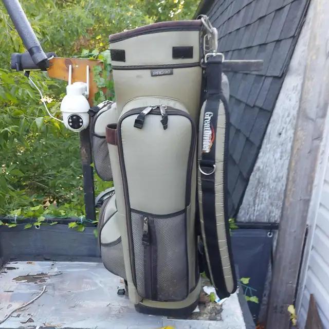 Great Divider Pro 9.0 Cart Golf Bag - $40.00 in Golf in Belleville - Image 4