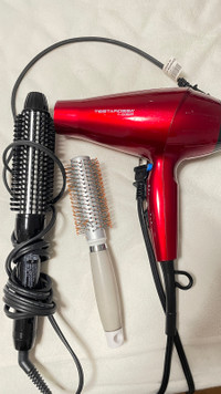 hair drier with brush