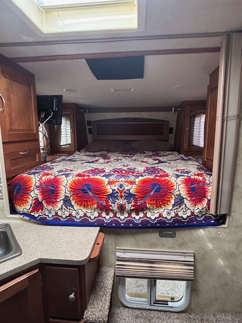 2015 Northwood Arctic Fox 811 Truck Camper in Travel Trailers & Campers in Lloydminster - Image 20
