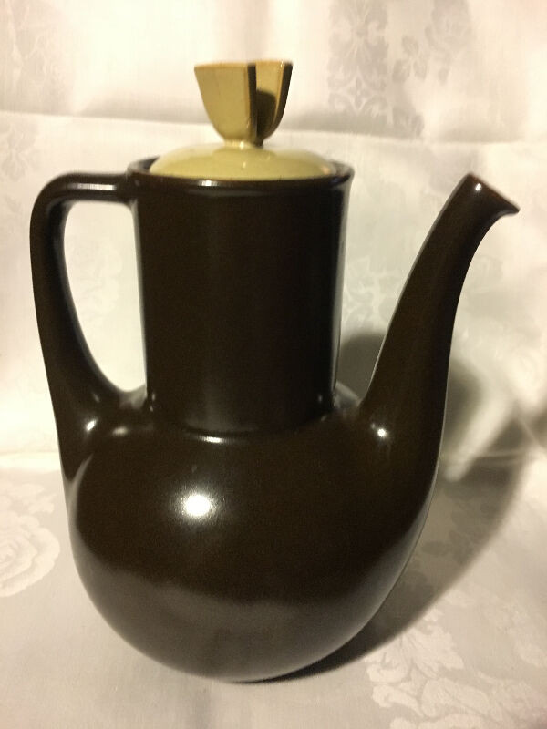Vintage Rare Mikasa Coffee Pot - The Dunes Cape Cod in Arts & Collectibles in Mississauga / Peel Region