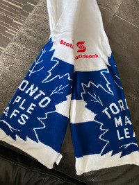 Toronto Maple Leafs scarf