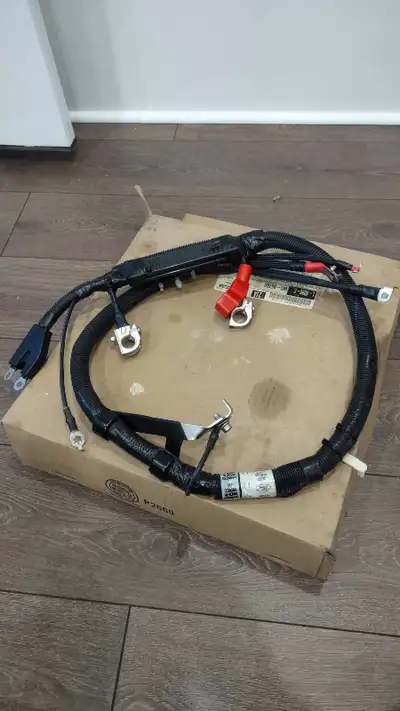 WC-95760 New in box (opened for photos) Battery Cable Harness Fits 2001-2004 Ford F150 Ford Motorcra...