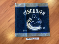VANCOUVER CANUCKS NHL GOLF TOWEL. LOCATED IN TRAIL 