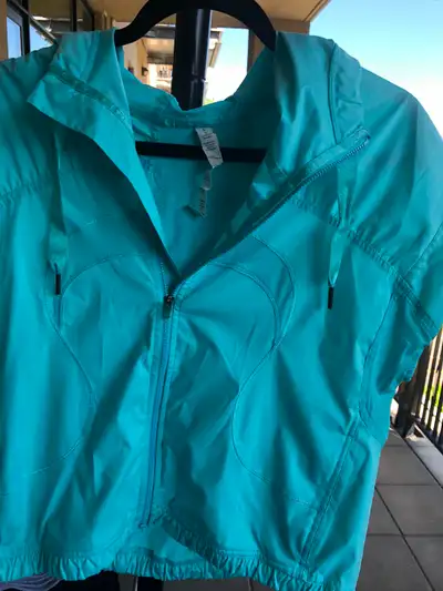 Lululemon Vest - like new, View more