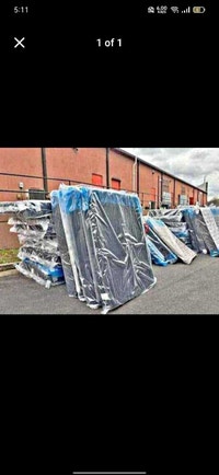 Designer style Mattress and bed frame for a chic bedroom look Mississauga / Peel Region Toronto (GTA) Preview