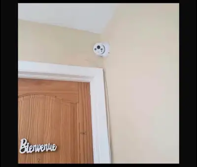 Appartement fraîchement rénové à partager avec colocs, 3 chambres à coucher individuellement, chambr...