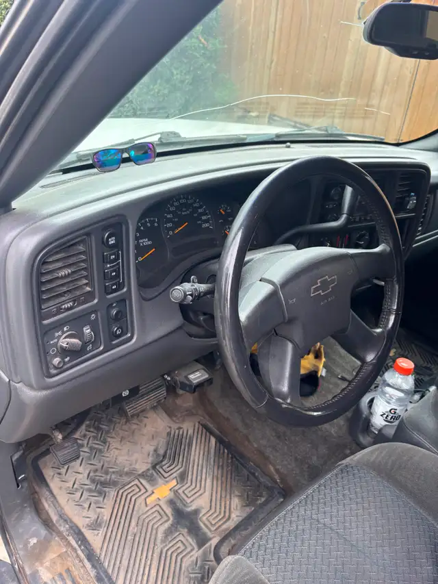 2003 chevy avalanche529384559913226246