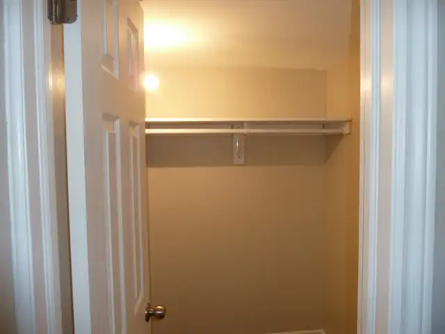 4 Bedroom+ 1 Office House Facing Exhibition Park!! in Long Term Rentals in Guelph - Image 22