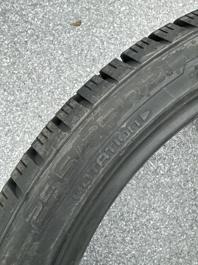 255/35R21 Nokian Hakkapelita R5 BRAND NEW TIRES! in Tires & Rims in City of Toronto - Image 5