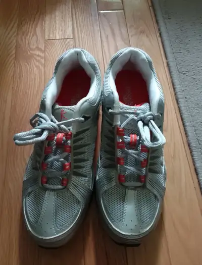 Running Shoes Size USA 9, View more
