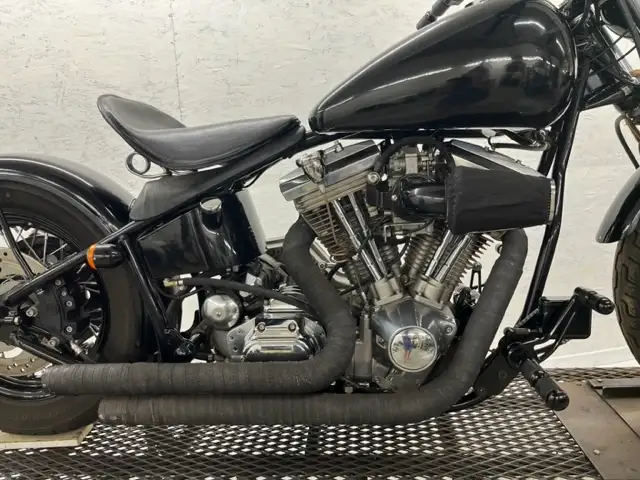 2013 CUSTOM ONE OF A KIND BOBBER HD ENGINE in Street, Cruisers & Choppers in Regina - Image 5