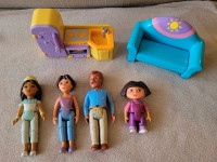 Dora The Explorer dolls and furniture 