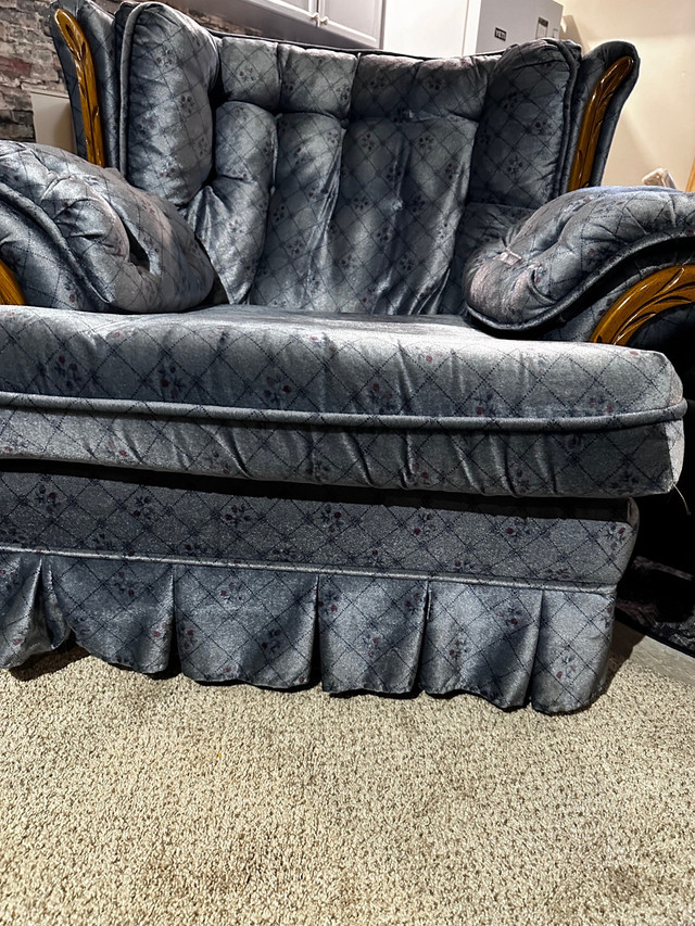 Loveseat and chair  in Couches & Futons in Edmonton - Image 4