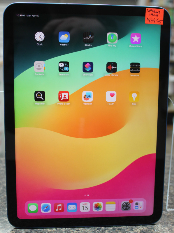 iPad (10th Gen) - 64 GB, Wifi Only in iPads & Tablets in Peterborough