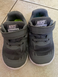 Nike toddler size 5C