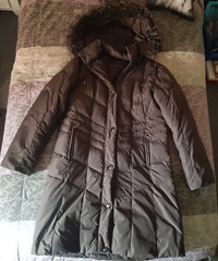 Bella Winter Coat Size Medium