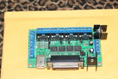 Isolated CNC INTERFACE Parallel Port Breakout Board Features: DB25 Female Flexible Design Dual Onboa...