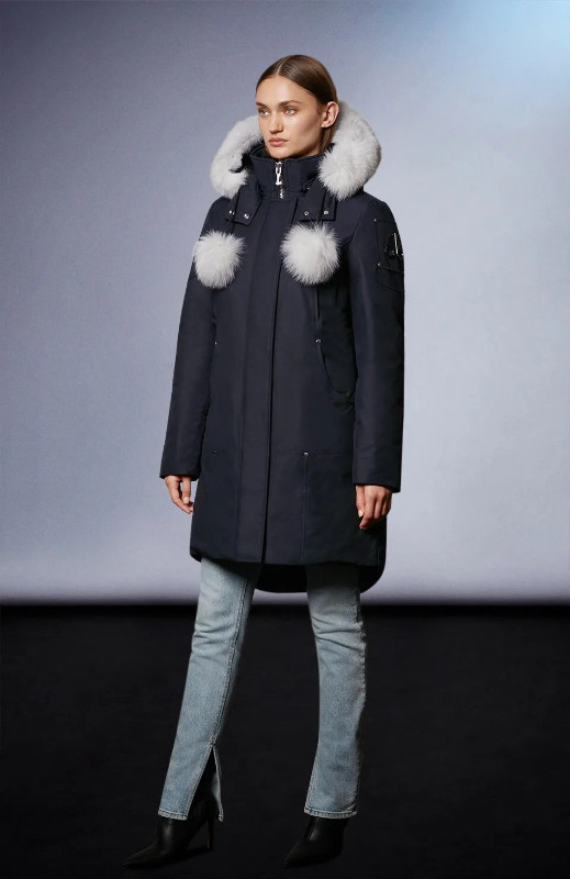 Women's Moose Knuckles Stirling Parka in Navy w/ Natural Fox Fur in Women's - Tops & Outerwear in City of Toronto