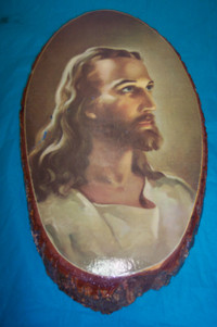 Photo du Christ sur planche de bois