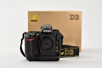 Nikon D3 DSLR 12.1MP Full Frame Pro Body 114K actuations, View more