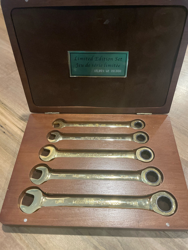 Mastercraft Wrench Set in Hand Tools in Hamilton