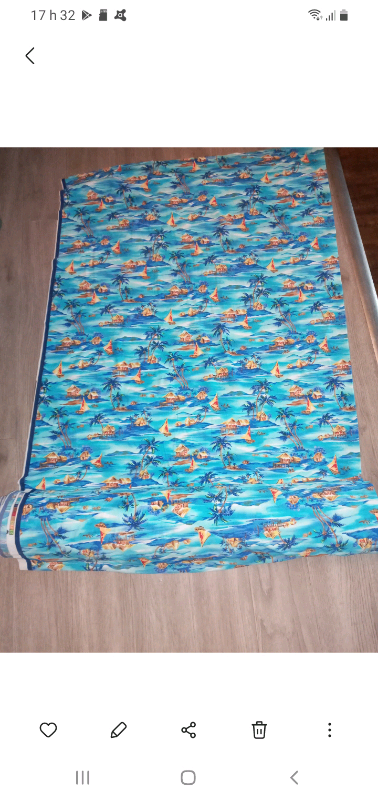 Rouleau de tissu neuf avec motif exotique , tissu pour coussins, View more
