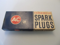 NOS Chevrolet Big Block Spark Plugs .. AC-C43N