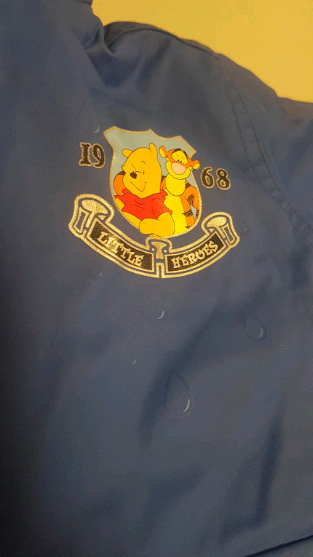 DISNEY WINNIE THE POOH 18 MONTH RAIN COAT in Clothing - 12-18 Months in London - Image 4