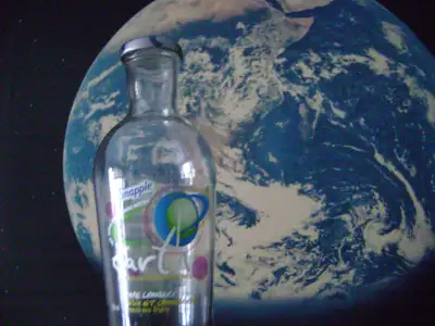 Snapple " Earth" bottle with cap in Excellent condition also have "Fire" and "Meteor" etc.