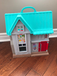 Fisher Price Little People House