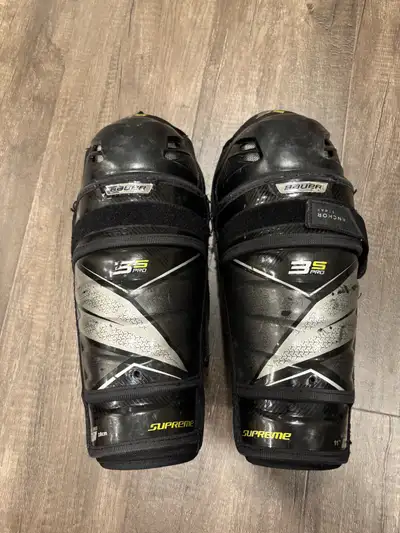 Elite Level Bauer Supreme 3S Pro Junior Size 11 Shin Pads, View more