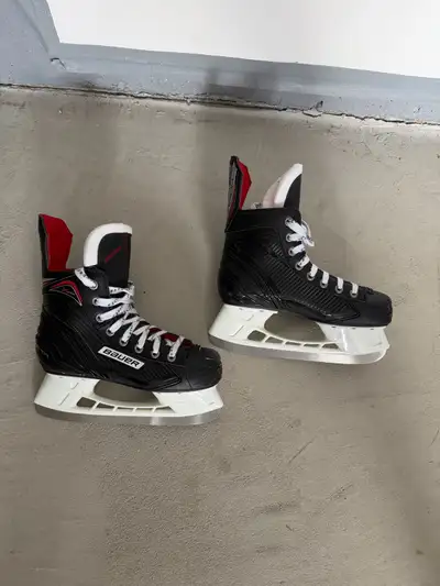 Bauer Vapor X250 Hockey Skate, Intermediate, View more