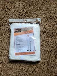 PIONEER 5XL POLYPROPYLENE DISPOSABLE COVERALLS (NEW)