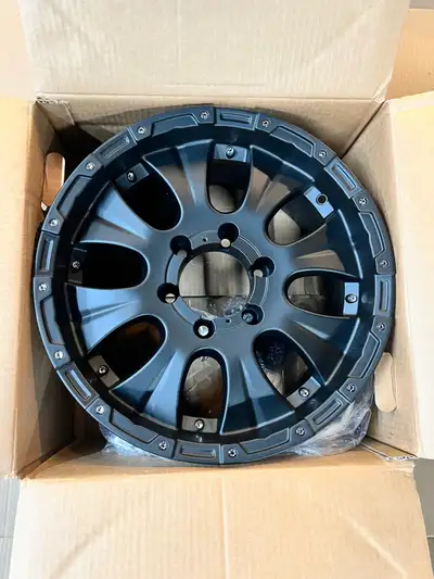 Hi, I am selling a single RTX Crawler wheel. The part number on this wheel is 081350 . Only 1 wheel...