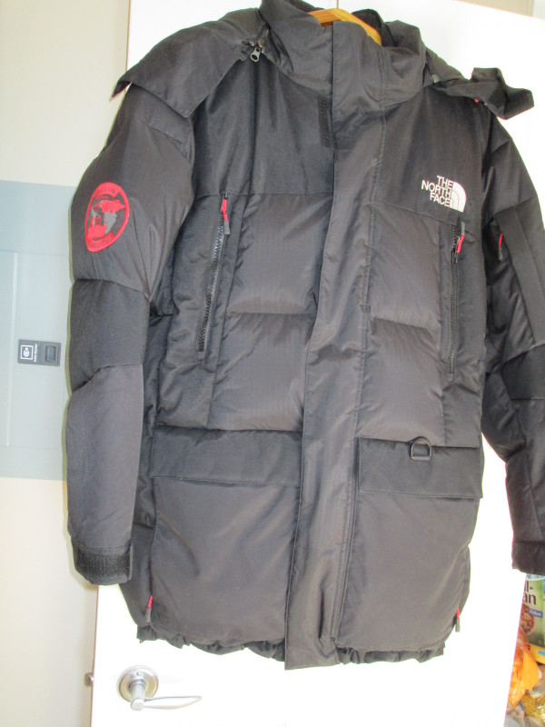 New Men's North Face waterproof, down, breathable jacket, M in Men's in City of Toronto - Image 2