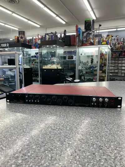 Focusrite Scarlett 18i20 Audio Interface *Great Working Condition* Item #1409502 - Features 8 Inputs...