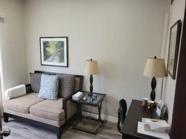 Offices/rooms for rent in high end business center - Oakville in Commercial & Office Space for Rent in Oakville / Halton Region - Image 12