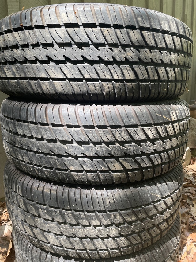 Cooper Cobra Tires 235/70/15 Tires & Rims Barrie Kijiji