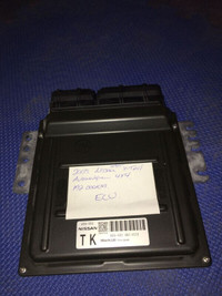 Nissan X-Trail T30 ECU, ordinateur, brain, computer, engine