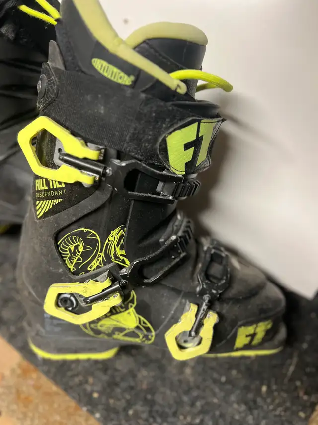 Skis, Poles and Boots and More in Ski in Kingston - Image 4